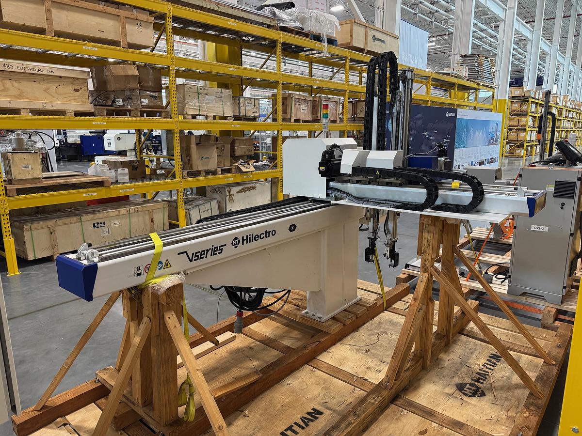 Used Not Ready - Hilectro Medium V Series Servo Robot (2023)