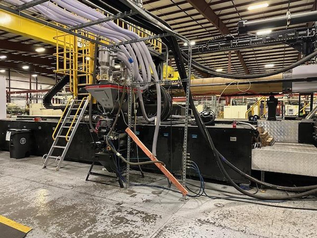 Used 3,300 Ton 1,029 oz Borche BU3300-V Injection Molding Machine with Yaskawa Robot (2024)