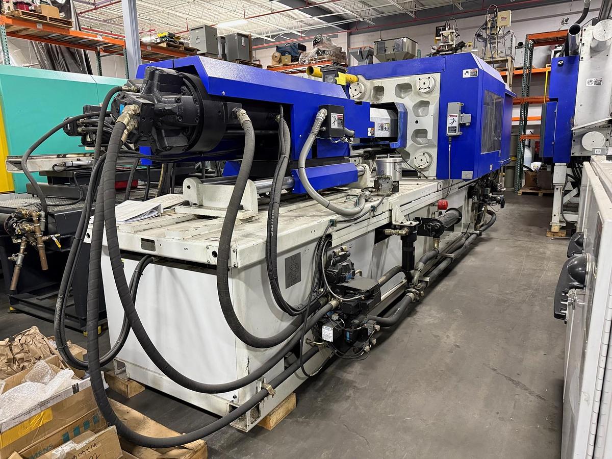 Used 300 Ton, 25.4 oz., Van Dorn Demag, Injection Molding Machine (2006)