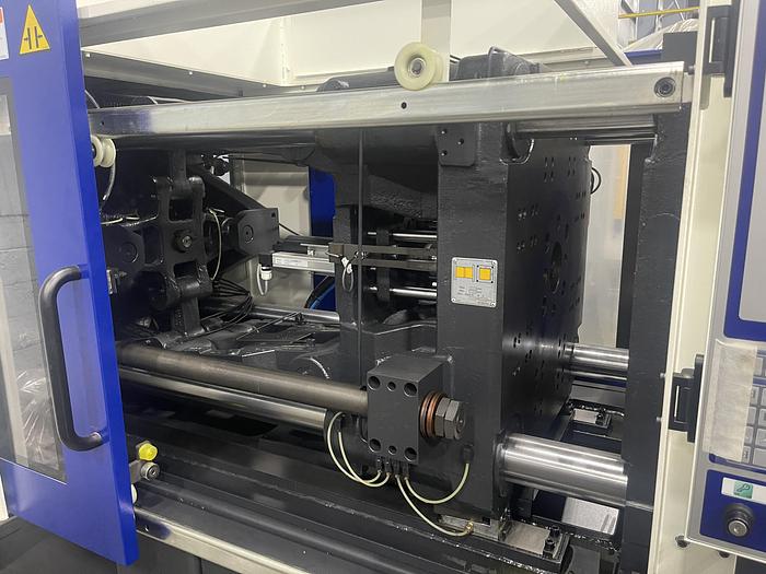 Used 180 Ton, 12.64 Oz., Haitian MAIII 1600/570 Injection Molding Machine (2022)