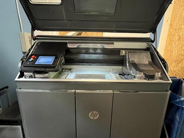 Used HP Jet Fusion 580 3D Color Printer