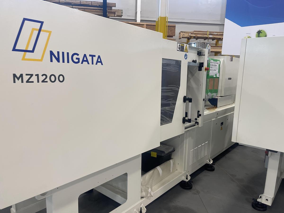 135 Ton, 5.85 oz Niigata MZ 1200/300 Injection Molding Machine (2025)