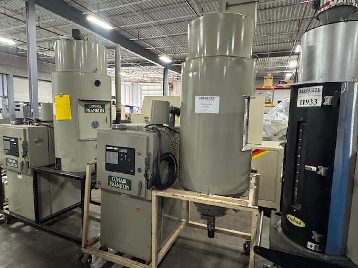 Used 100 CFM Conair Central Dryer w/ Hopper on Stand