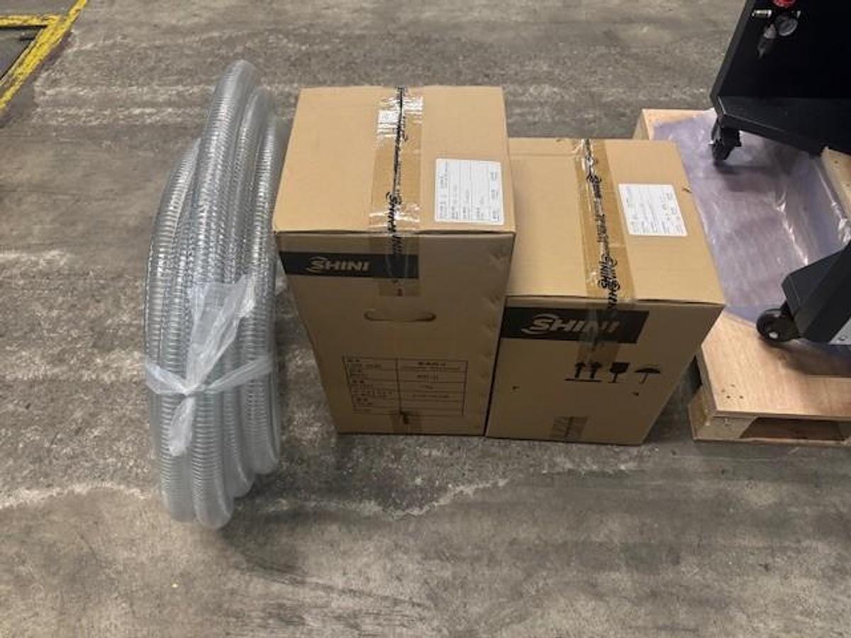 20 CFM Shini Desiccant Wheel Dryer w/Hopper & Cart