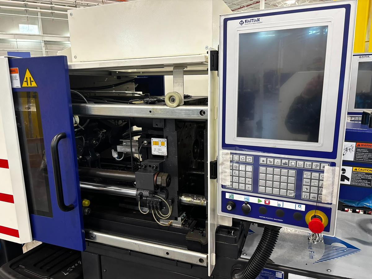 67 Ton, 6.07 Oz., Haitian MAIII 600/280 Injection Molding Machine (2023)