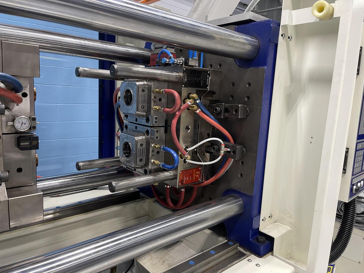 191 Ton, 12.66 Oz., Haitian MAIII1700/570 Injection Molding Machine (2017)