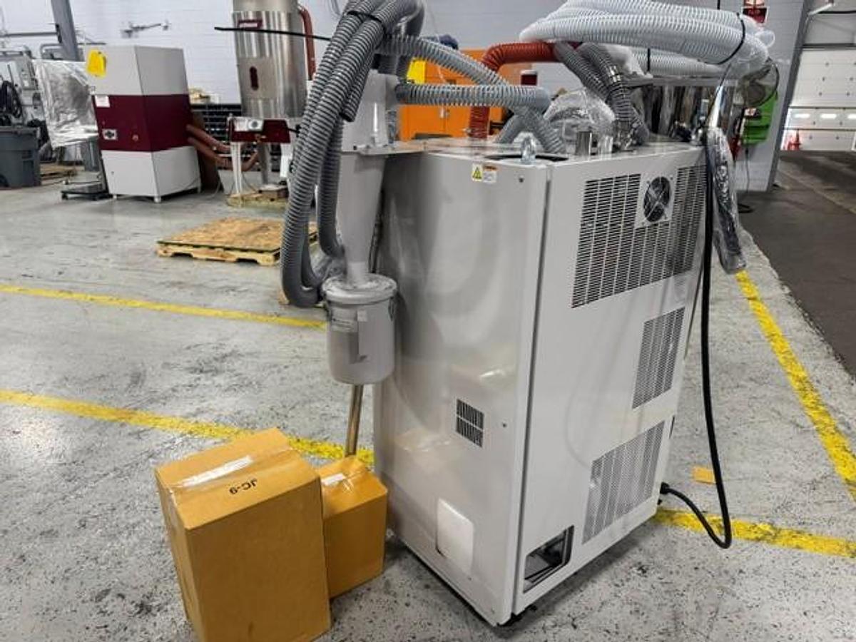 60 lb/hr Matsui MJ3-50U Material Dryer with 110 lb. Hopper (2026)