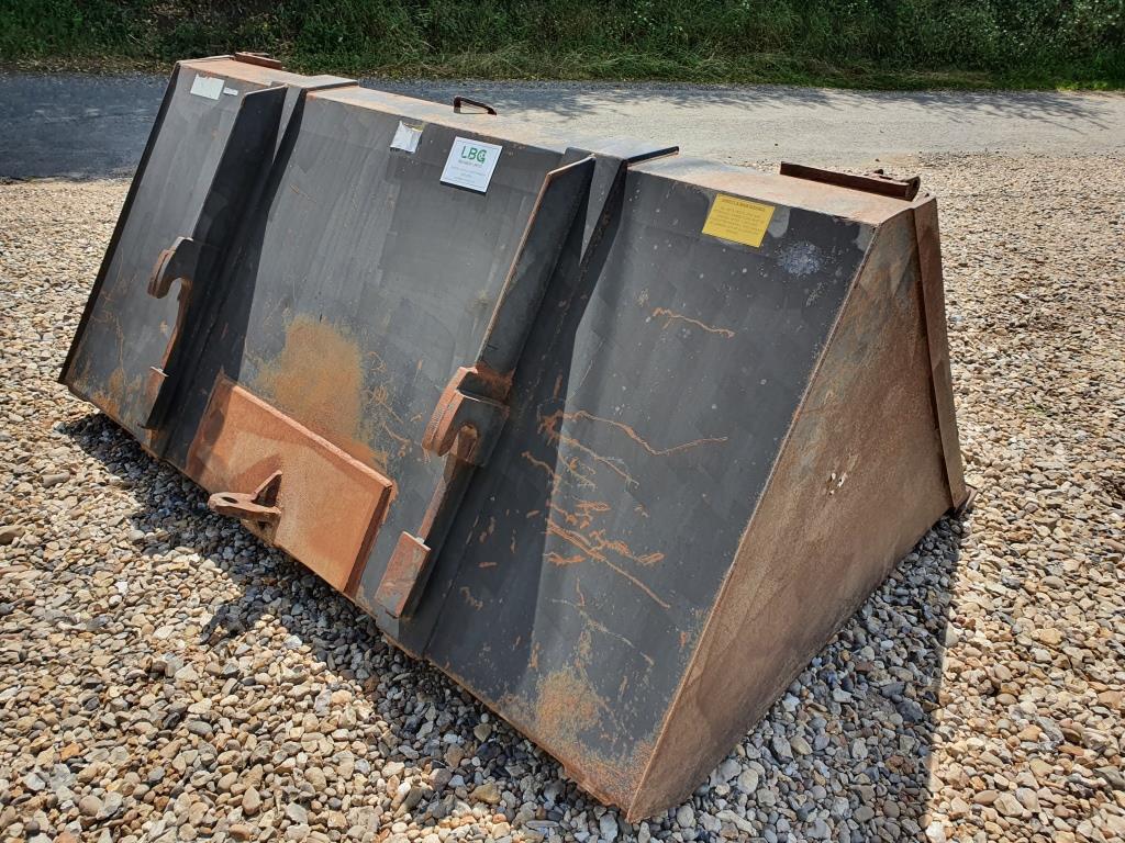 Used Suton Grain Bucket