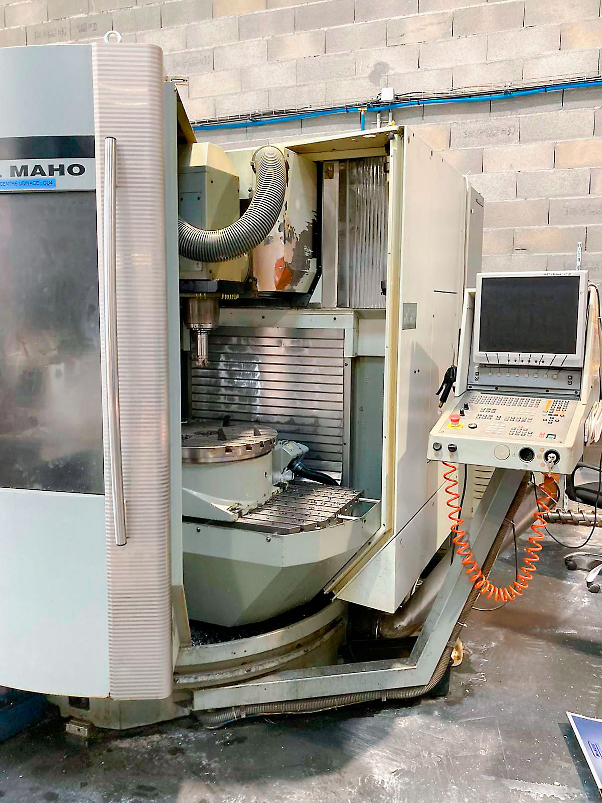 Used Deckel Maho DMU 60T  - CNC Machining centers - 2001