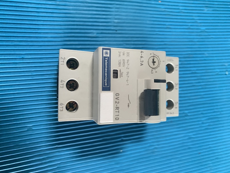 Used Telemecanique Motor Circuit Breaker GV2-RT10