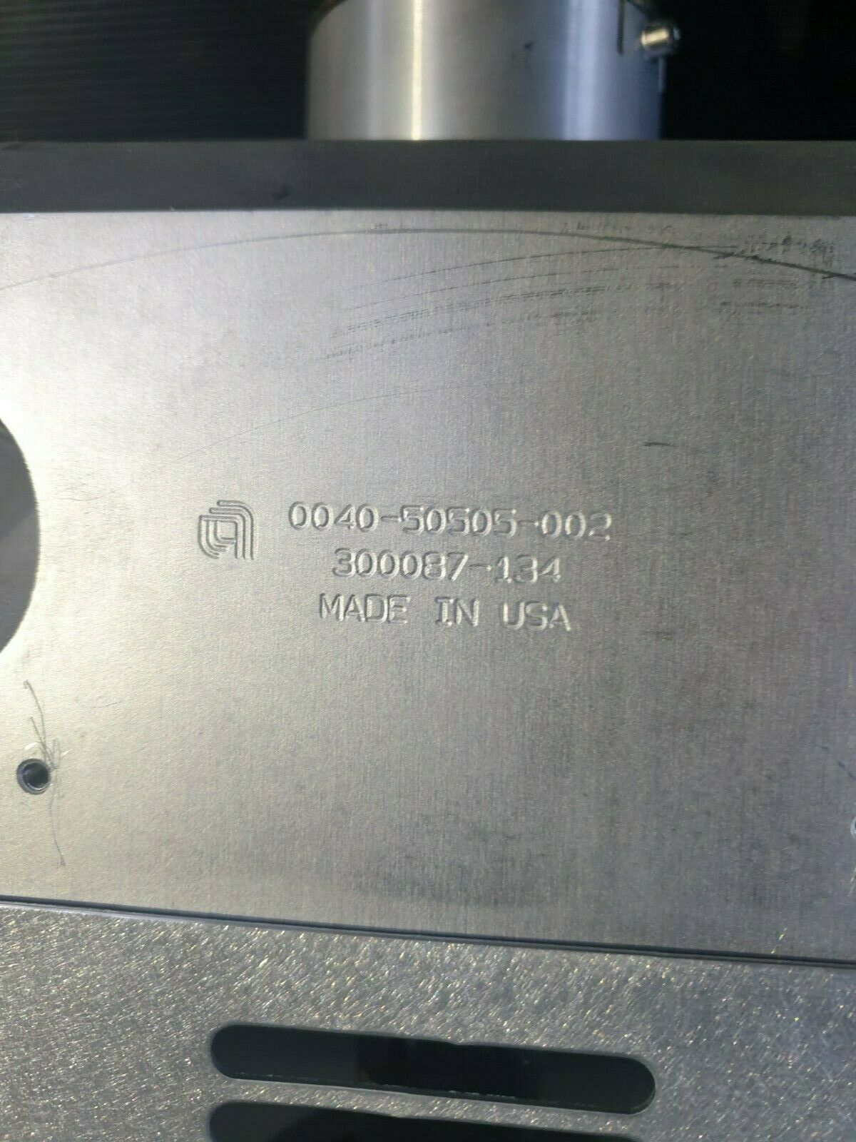 Used AMAT 0040-50505-002 SPLIT VALVE PNEUMATIC CYLINDER (rbd2.1b1)