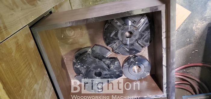 Used 2005 Silver SF4015A Moulder