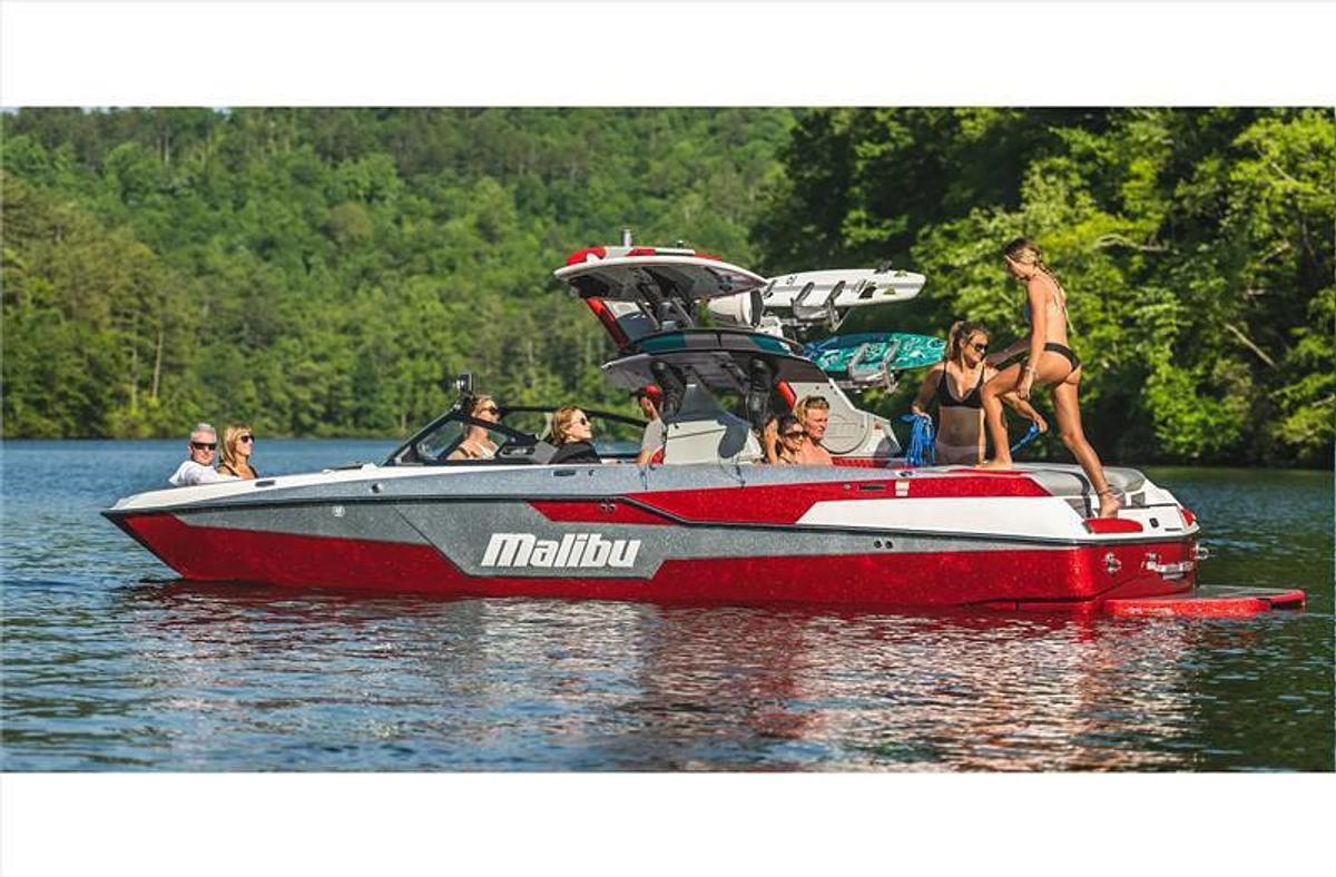 2024 Malibu Boats M240