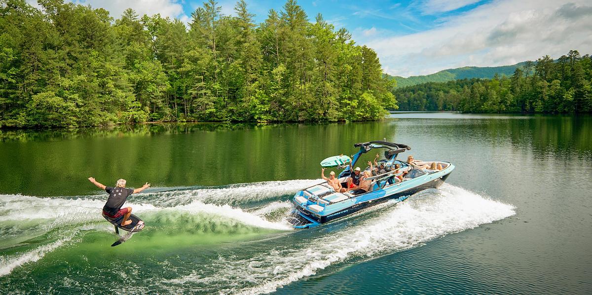 Wakesetter 23 LSV