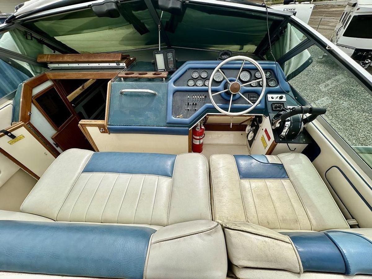 Used 1987 Sea Ray 270 Sundancer