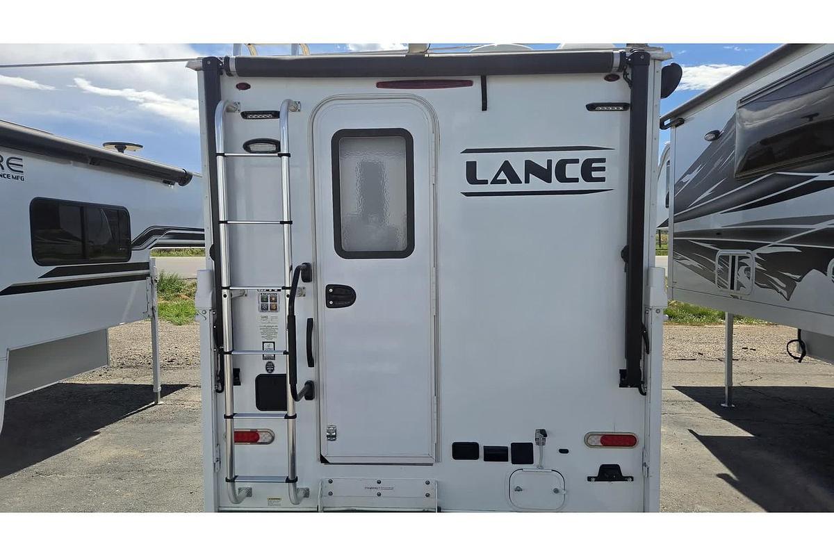 Used 2025 Lance 825