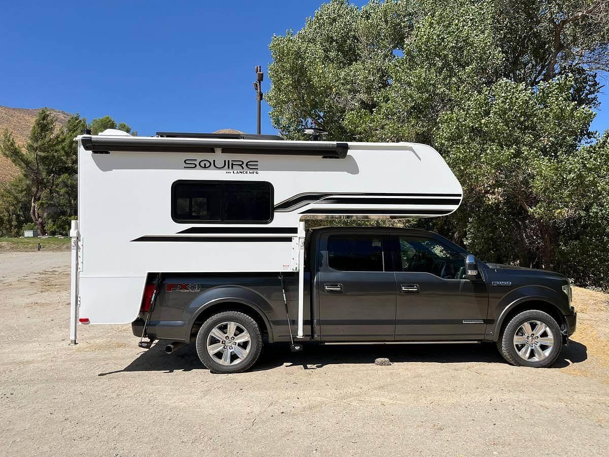 Squire SQ825 Truck Camper