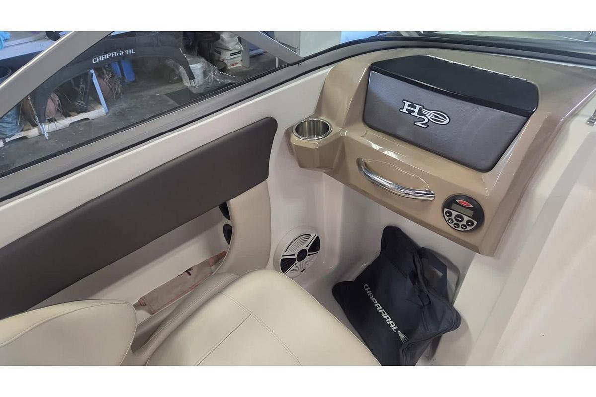 Used 2012 Chaparral H20 19