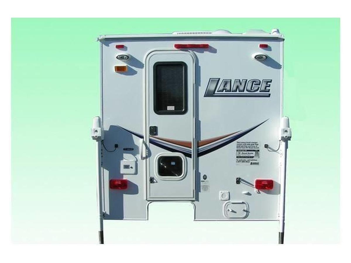 2010 Lance Camper Manufacturing Truck Camper - Short Bed 830