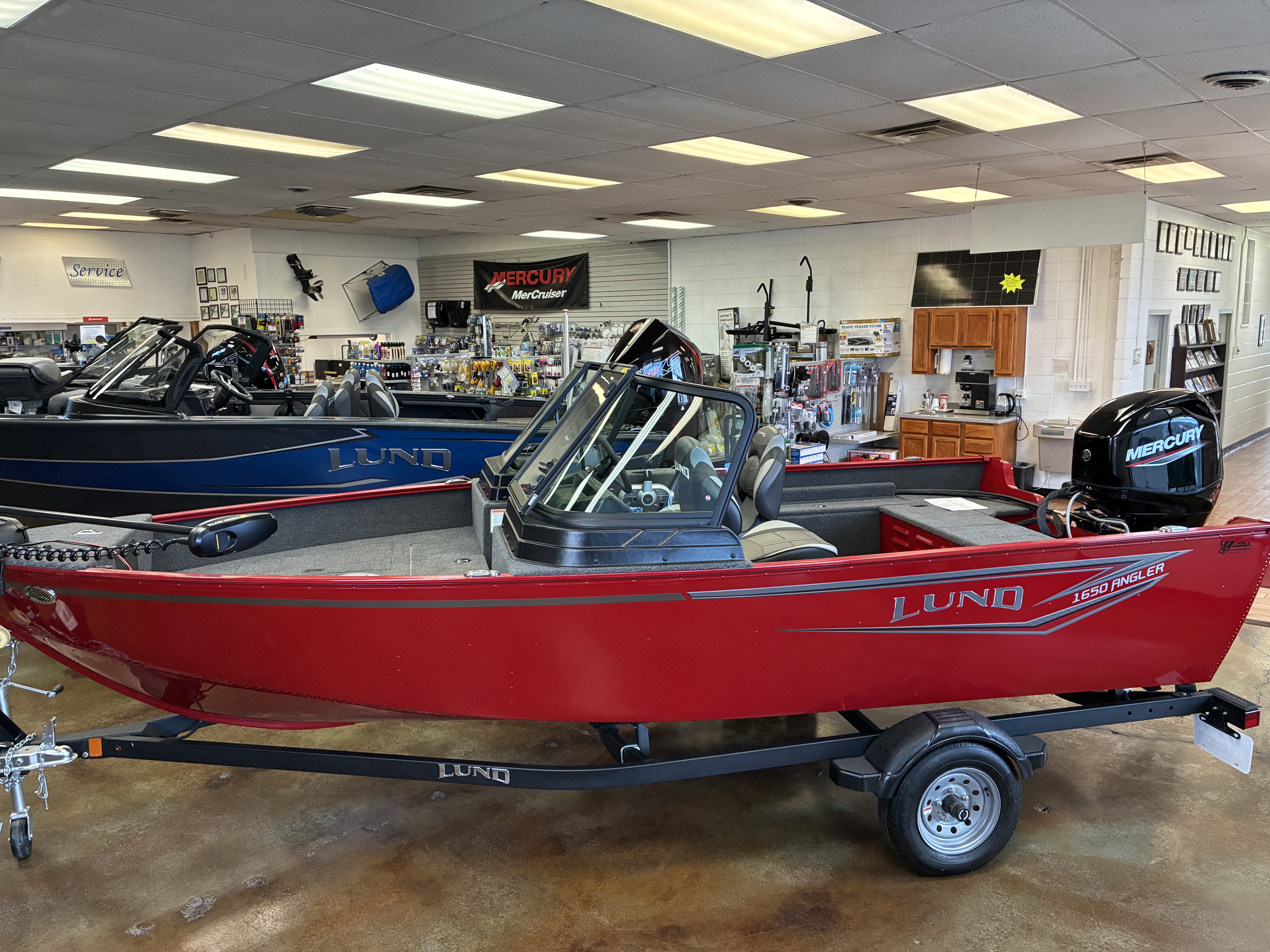 2026 Lund 1650 Angler Sport