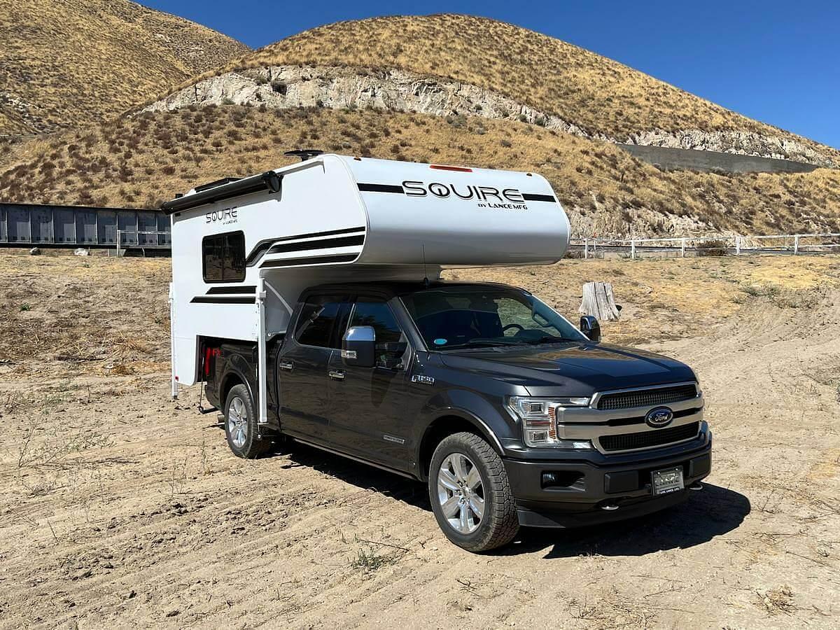 Squire SQ825 Truck Camper