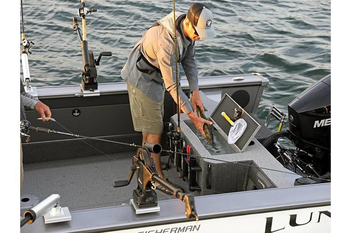 2023 Lund 2075 Fisherman Sport