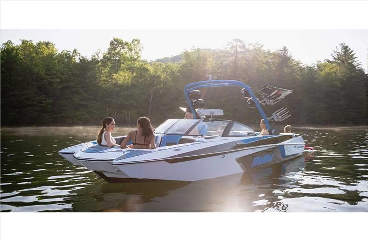 2024 Malibu Boats 24 MXZ