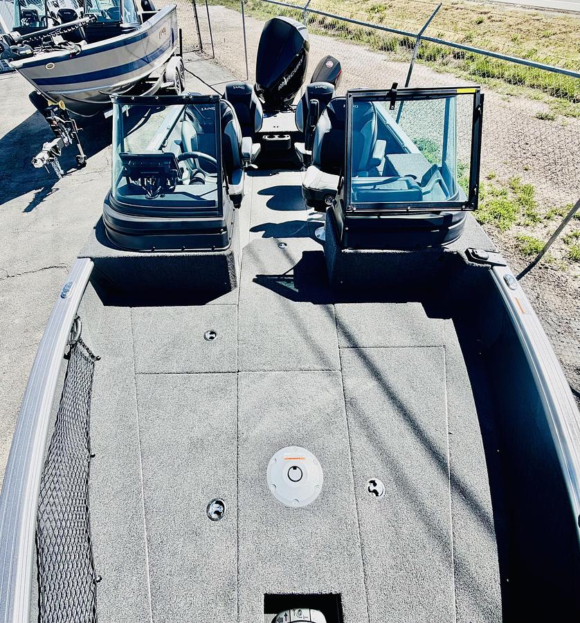 2026 Lund 2075 Impact XS