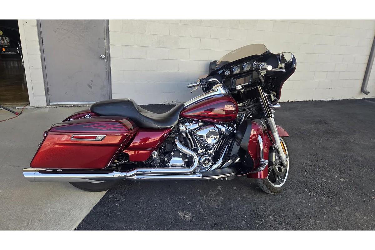 Used 2017 Harley-Davidson® FLHXS Street Glide® Special