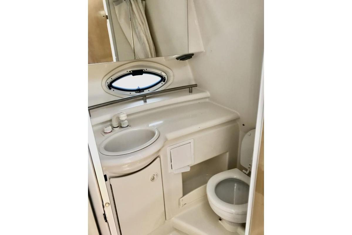 Used 2004 Maxum 2500 SE