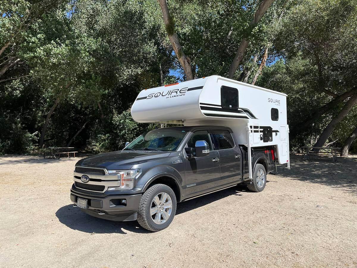 Squire SQ825 Truck Camper
