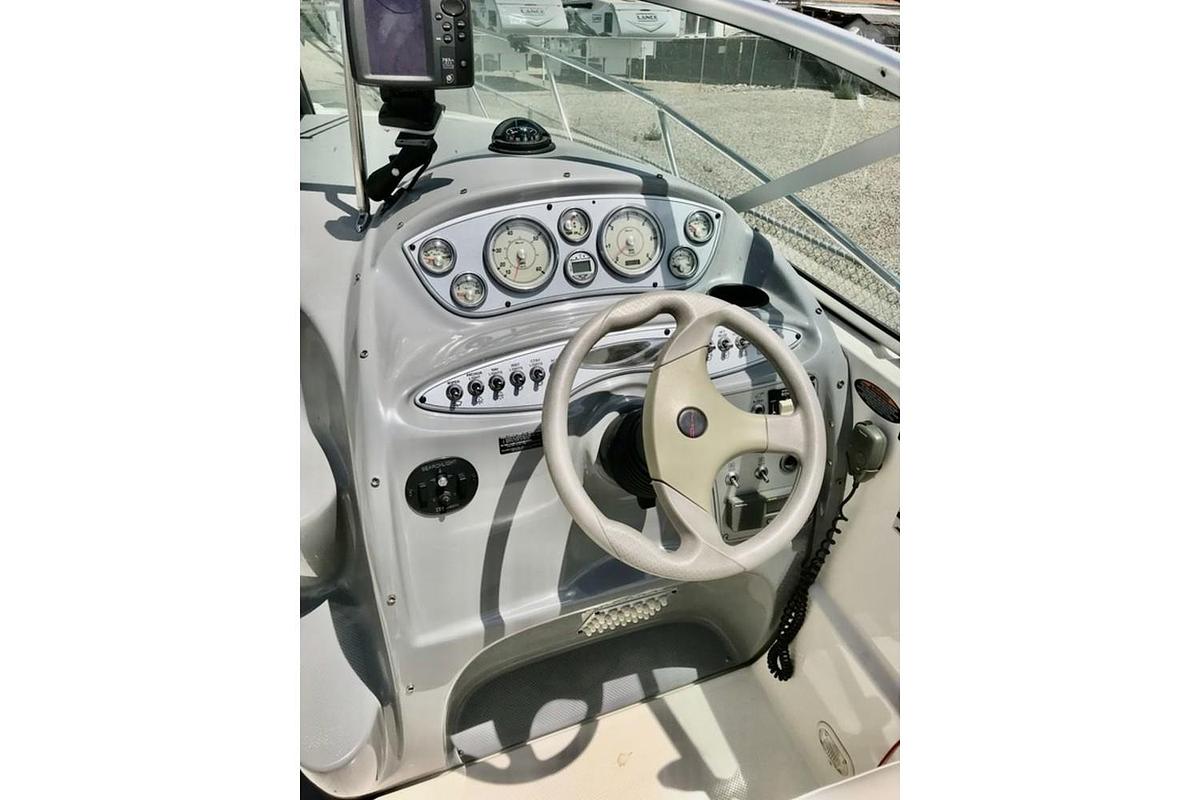 Used 2004 Maxum 2500 SE