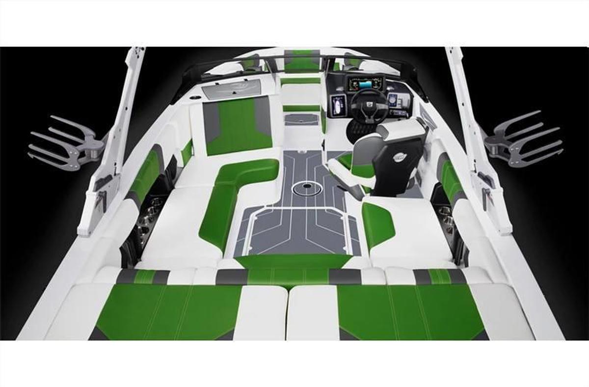 2024 Malibu Boats 21 LX
