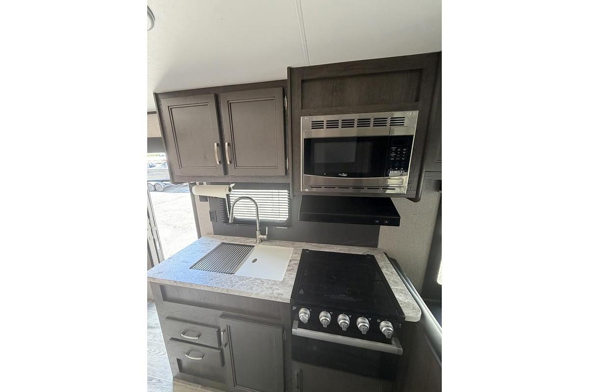 Used 2021 Jay Flight by Jayco 212 QB