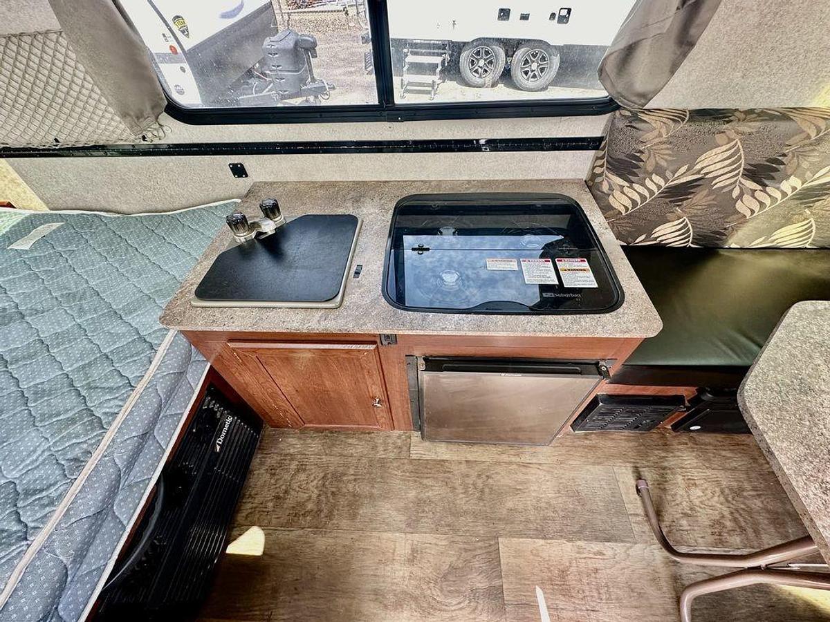 Used 2017 Forest River, Inc. Rockwood Ultra Lite Fifth Wheels A122SXR