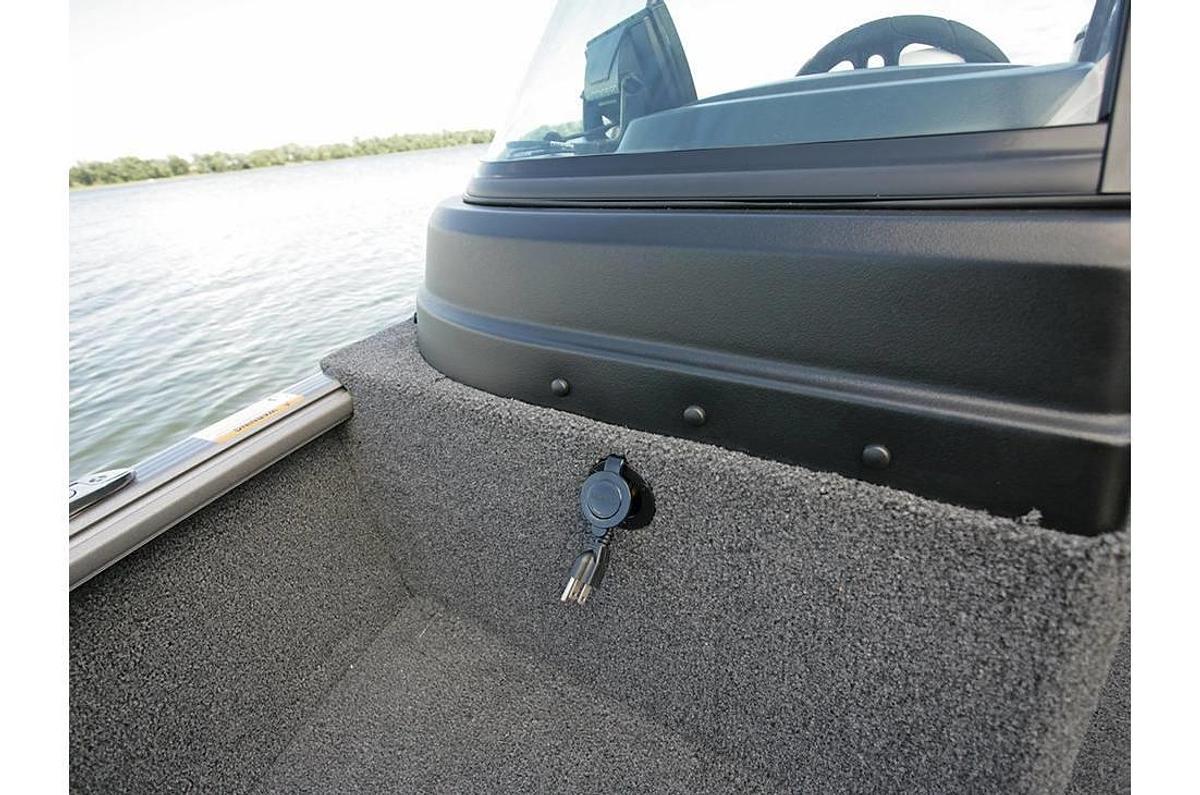 2023 Lund 1875 Impact XS Sport