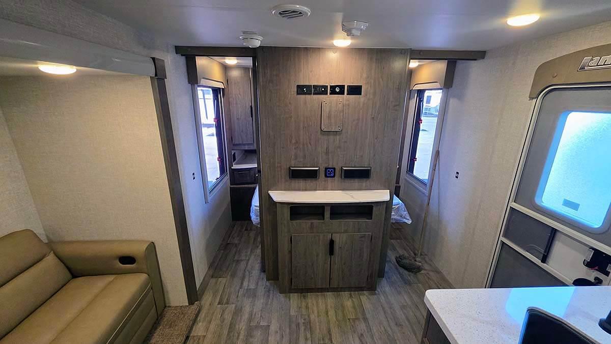 Evolve 2685 Travel Trailer