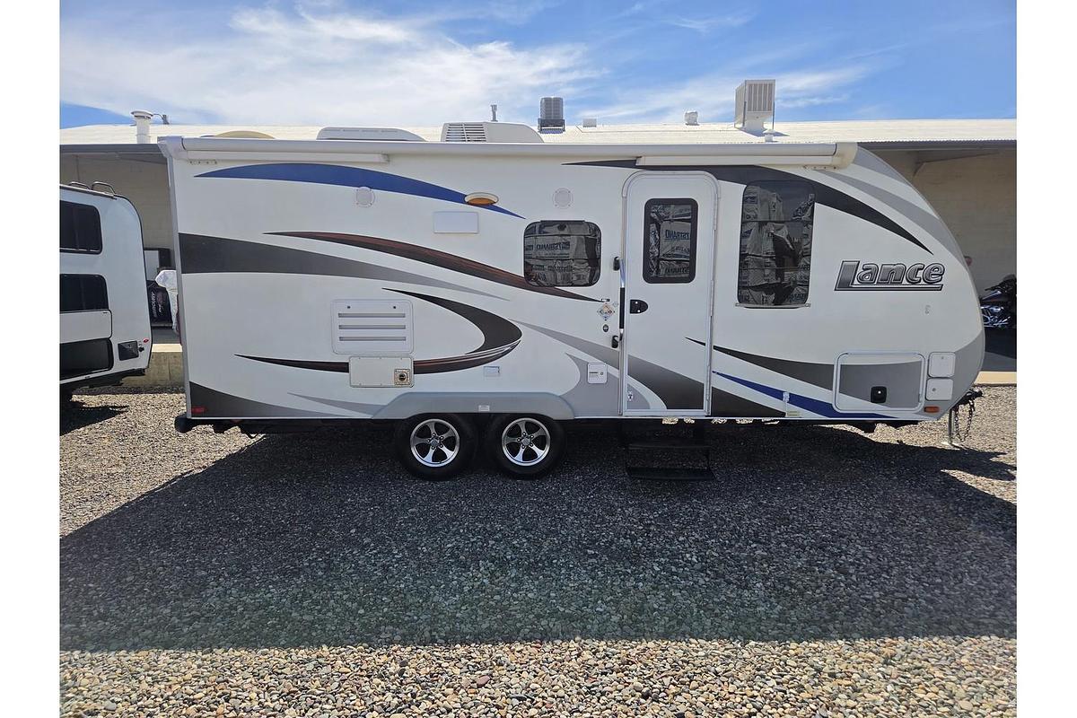 Used 2017 Lance 1985