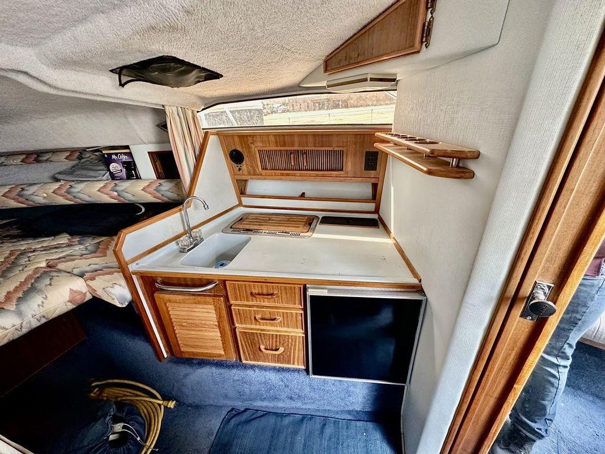 Used 1987 Sea Ray 270 Sundancer