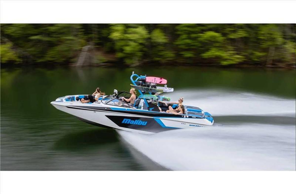 2024 Malibu Boats 24 MXZ