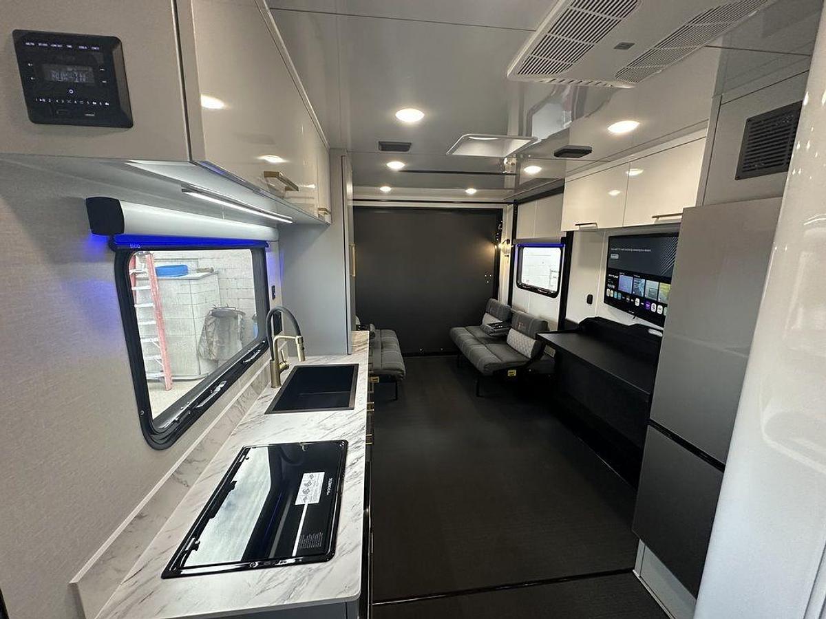 2025 InTech RV Black Wing 830-X