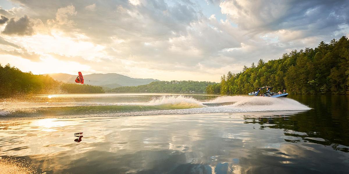 Wakesetter 23 LSV