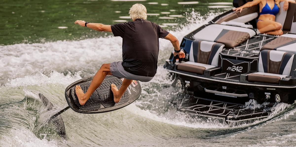 Wakesetter 25 LSV