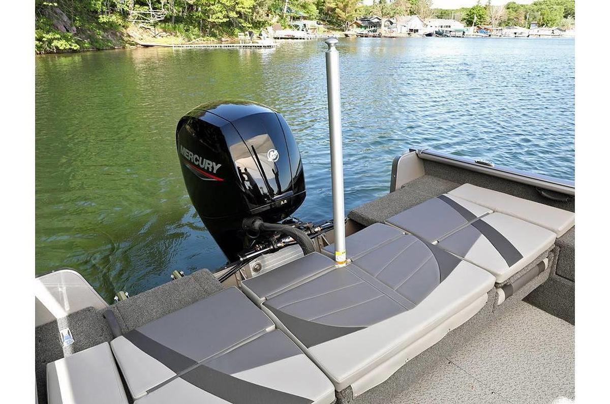 2023 Lund 1775 Impact XS Sport