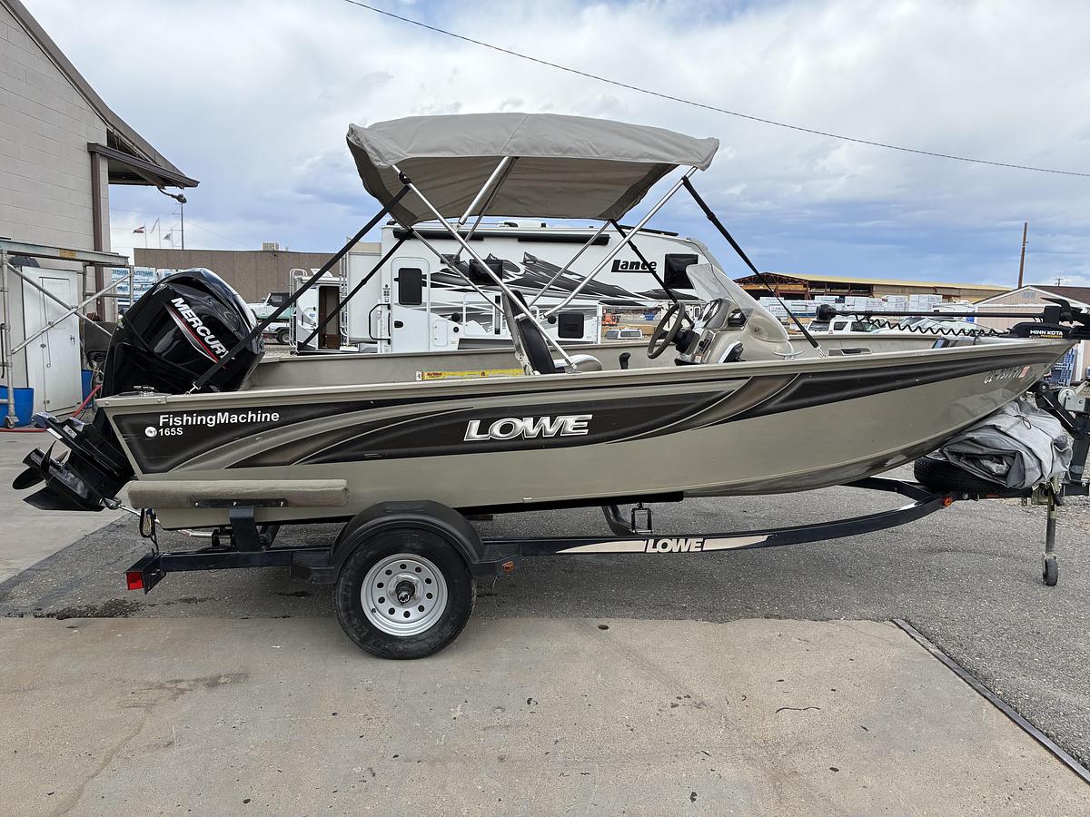 Used 2005 Lowe FM165S