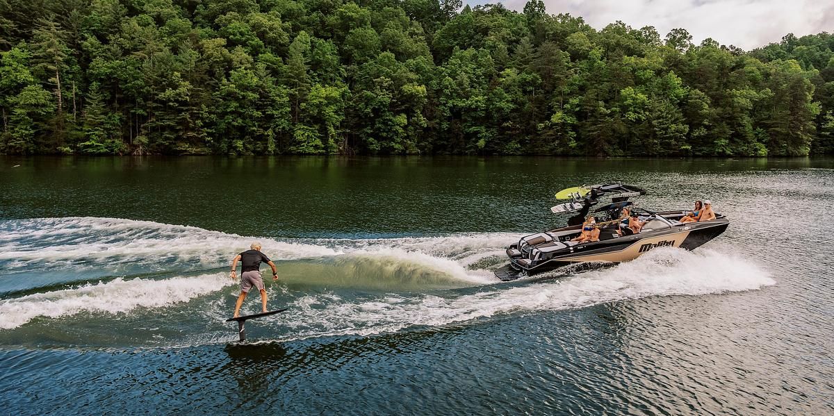 Wakesetter 25 LSV