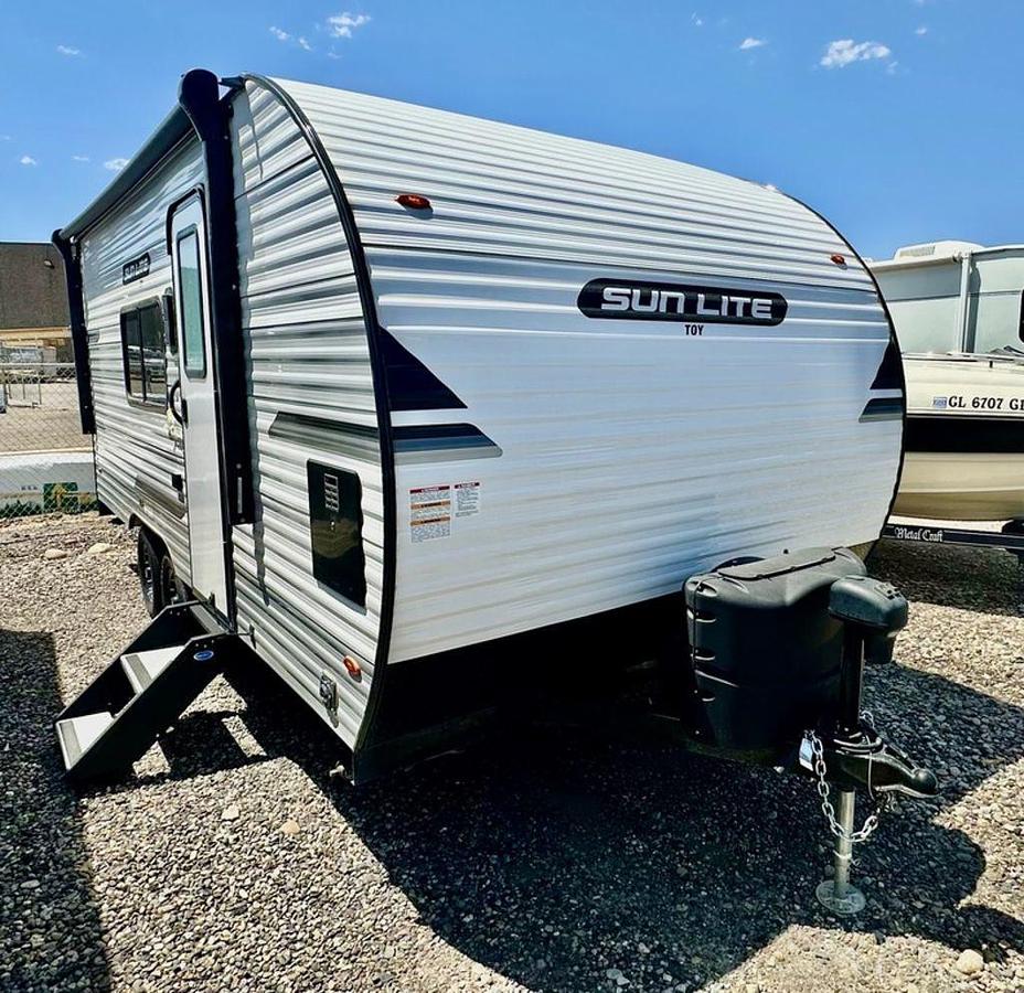 Used 2023 Sunset Park RV Sun-Lite 21TH