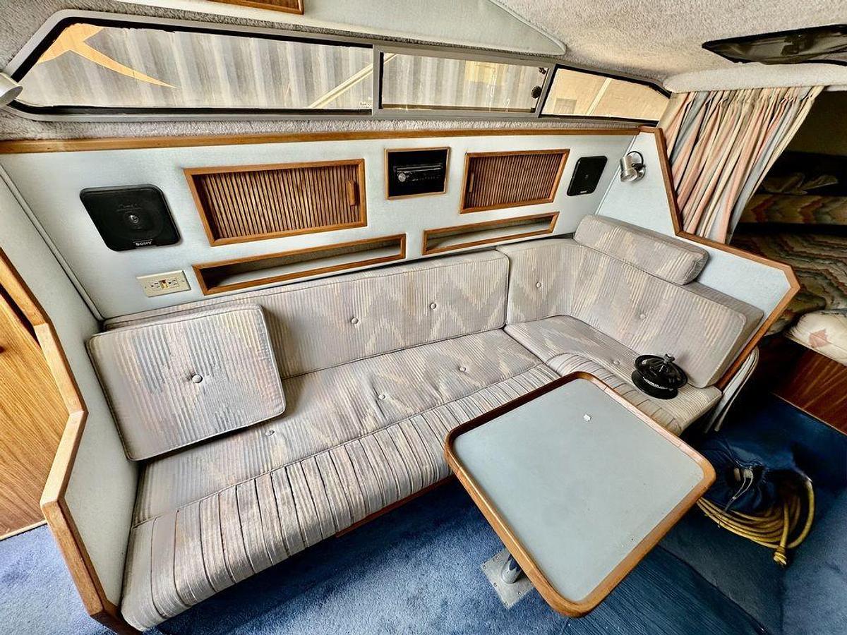 Used 1987 Sea Ray 270 Sundancer