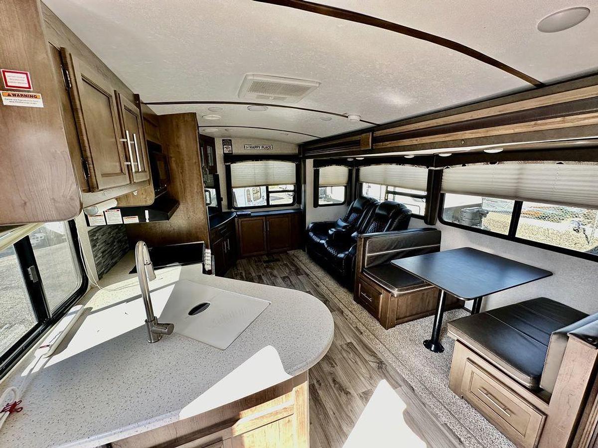 Used 2019 Keystone RV Cougar Half-Ton 27RESWE