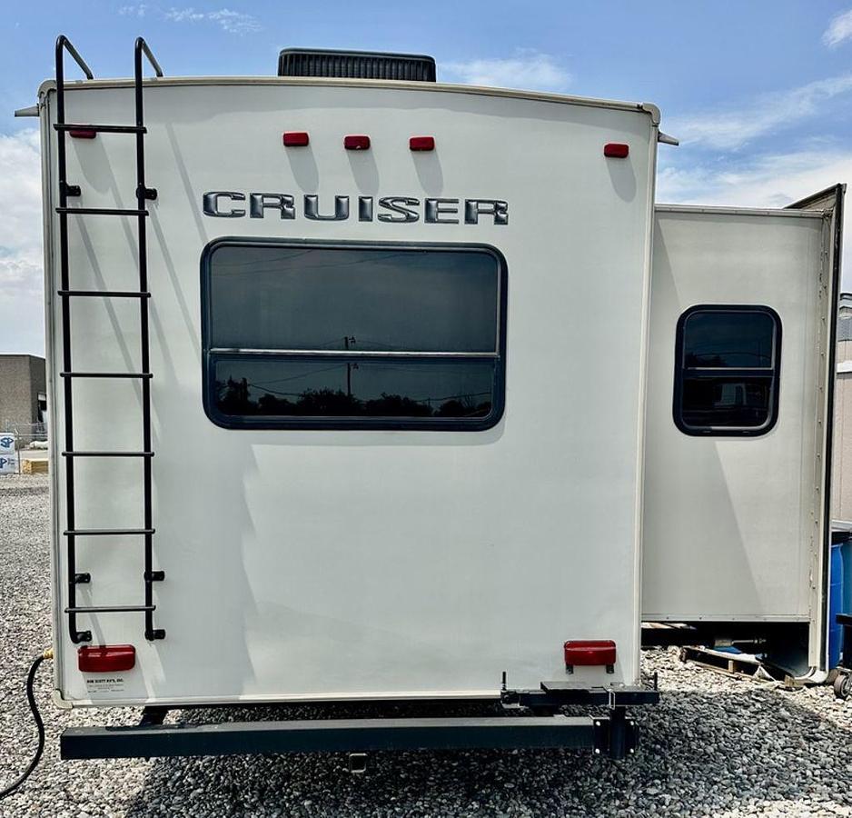 Used 2015 CrossRoads RV Cruiser CF362FL